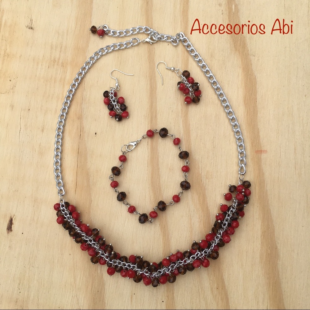 Set with necklace, bracelet, & earrings
